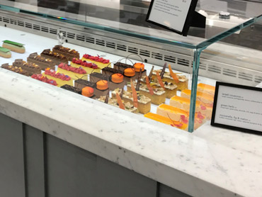 Refrigerated Display by Diamond Group